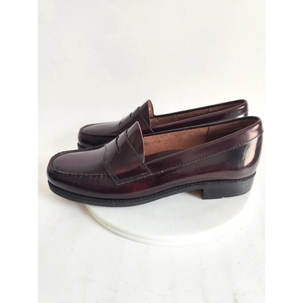 G.H. Bass & Co. brand bass